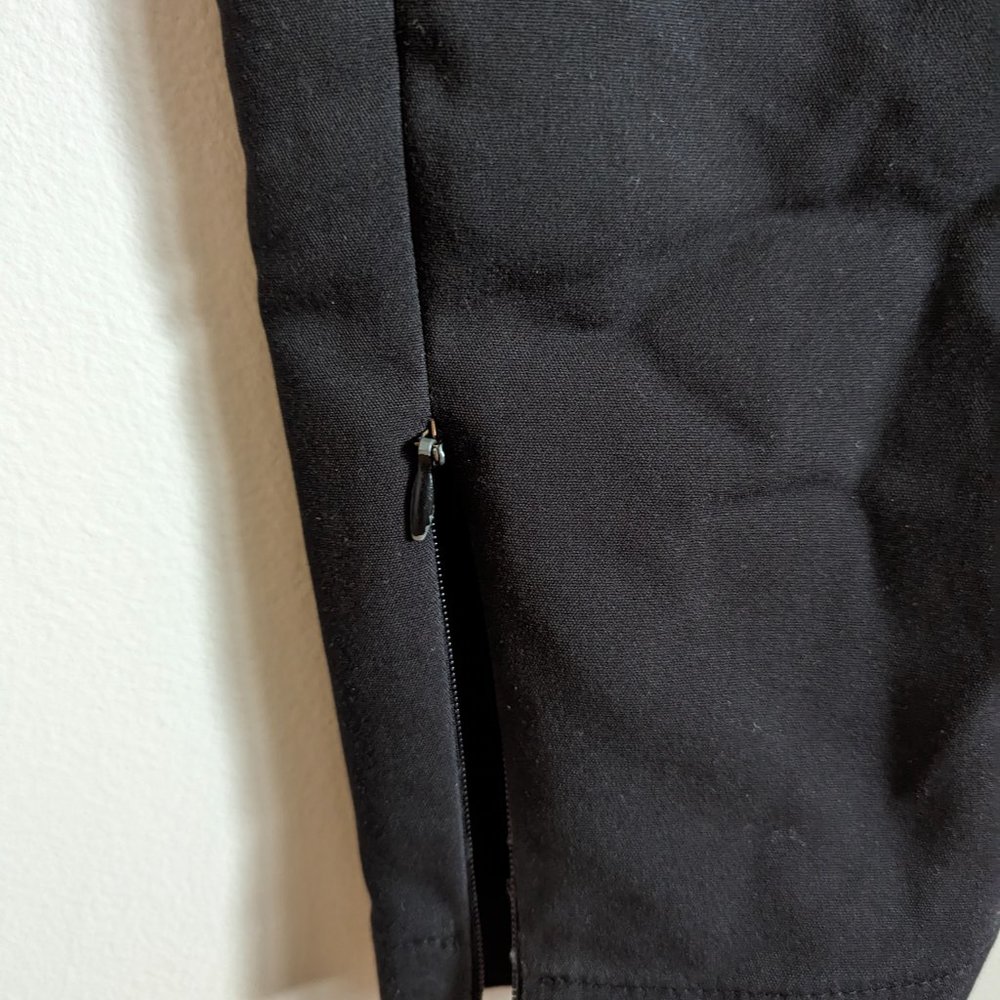 Abercrombic & Fitch Women's Stretchy Skinny Black Pants, Size 2 - Picture 5 of 8